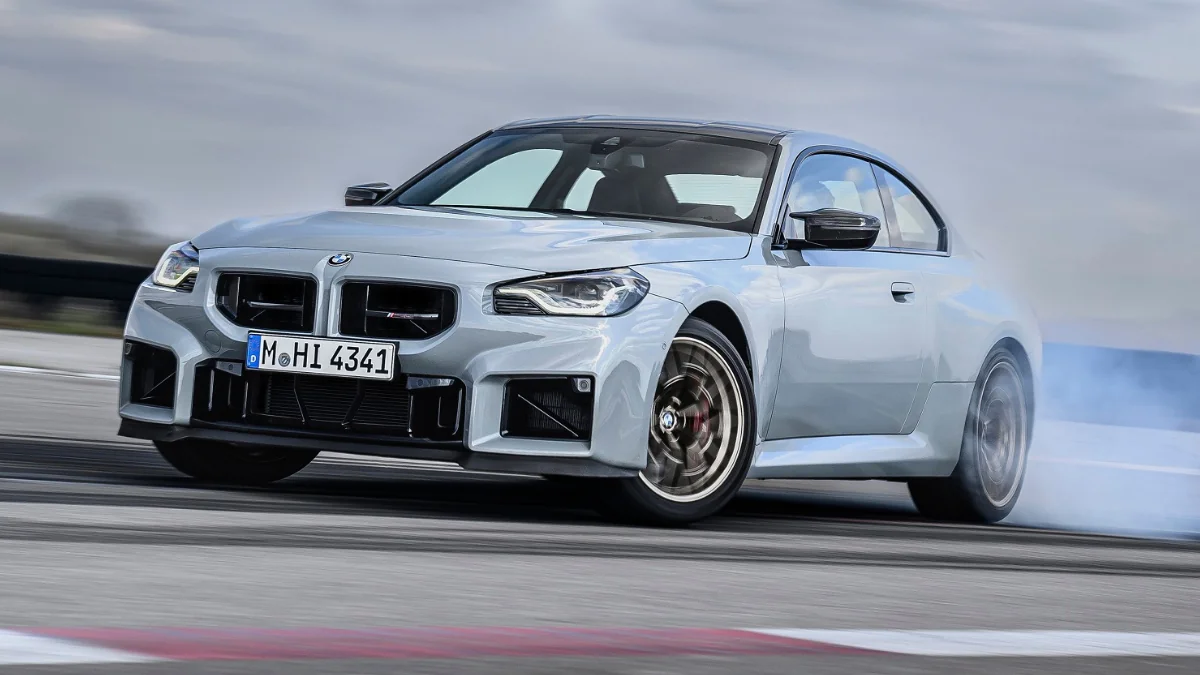 BMW M2 CS Launched at Rs 1.66 Crore - 0-100 in 3.2 secs, 302kmph Top Speed