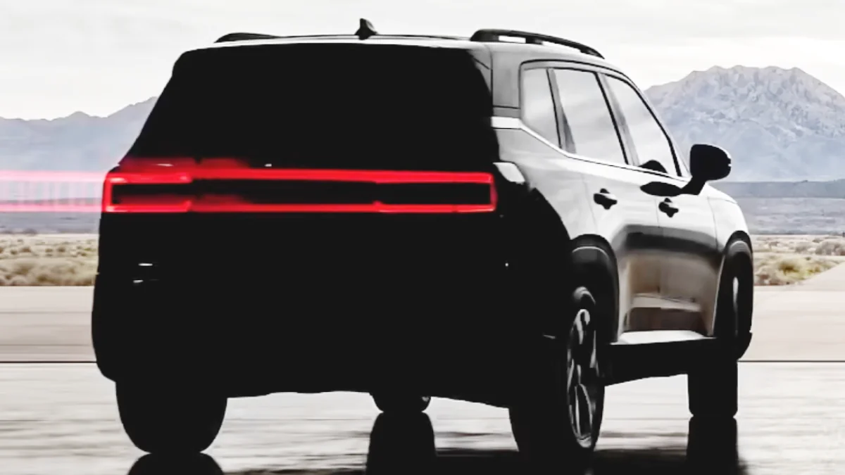 MG Hector Tomahawk SUV Booking Amount, Launch Date and Specs