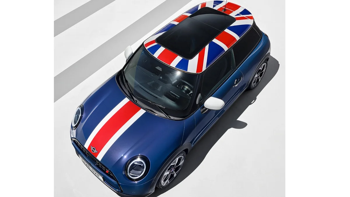 Limited Edition MINI Cooper Oxford Edition Bookings Open in India; Launch Soon