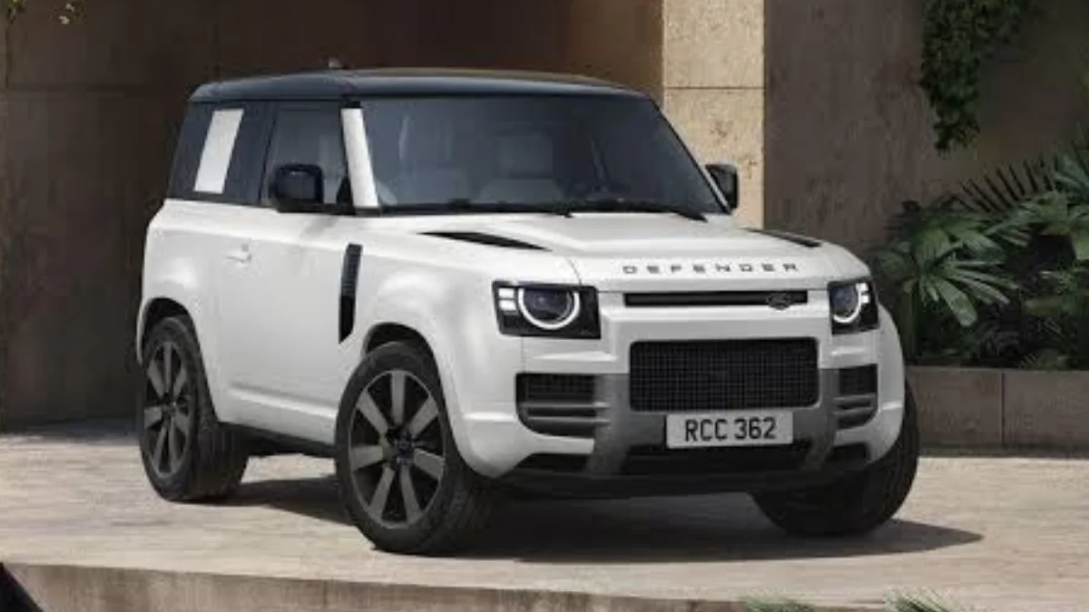 Mini Land Rover Defender Could Get Both Hybrid and Electric Power Mini Land Rover Defender Could Get Both Hybrid and Electric Power