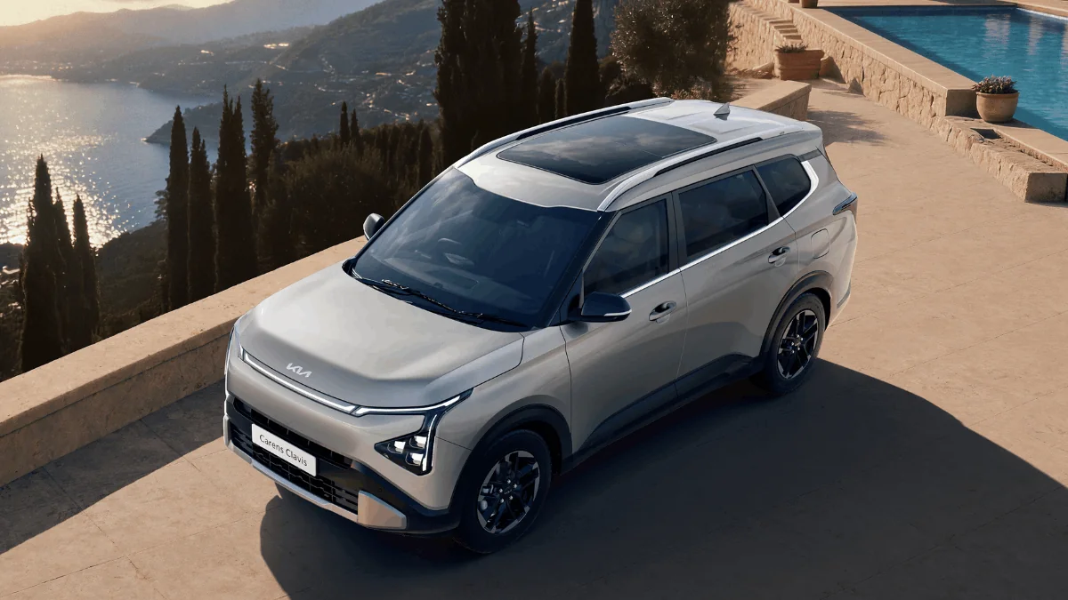 Kia Carens Clavis Gets New Automatic Variants: Turbo Petrol DCT, Diesel AT Kia Carens Clavis Gets New Automatic Variants: Turbo Petrol DCT, Diesel AT