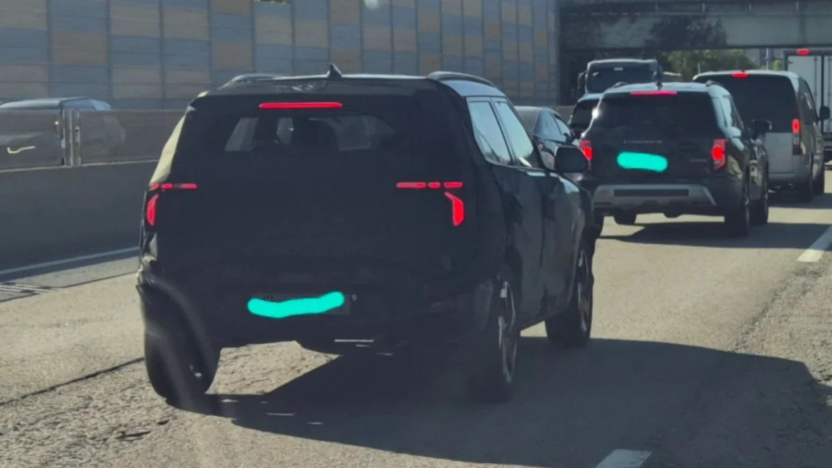 Next-Gen Kia Sonet Caught Testing: New Platform, Fresh Styling & Hybrid Engine Expected Next-Gen Kia Sonet Caught Testing: New Platform, Fresh Styling & Hybrid Engine Expected