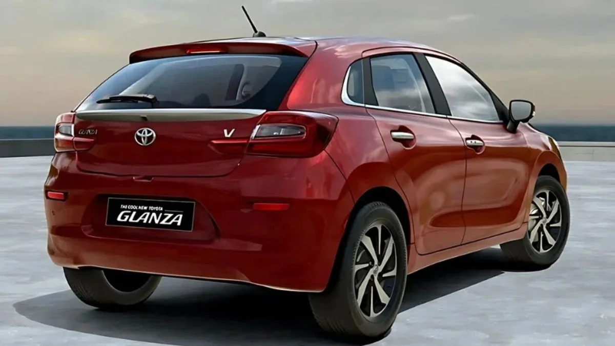Toyota Glanza Facelift - New Design, Hybrid Tech and Features Toyota Glanza Facelift - New Design, Hybrid Tech and Features