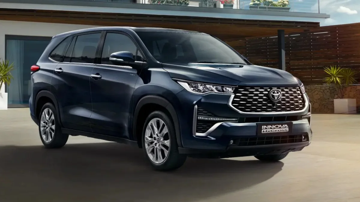 Toyota Innova Hycross Hits 2 Lakh Sales Milestone; Affordable Version Incoming