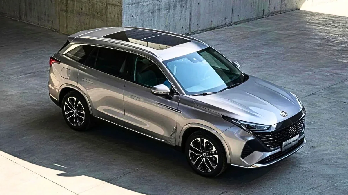 MG S9 PHEV 7-Seater SUV – Is This Hybrid SUV Suitable For India?