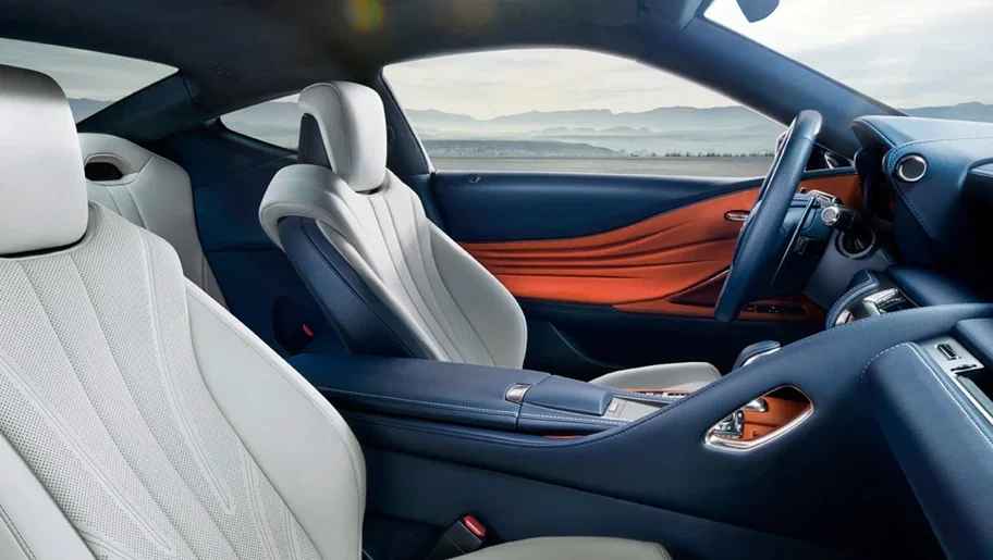 Lexus LC 500h Image Gallery-6