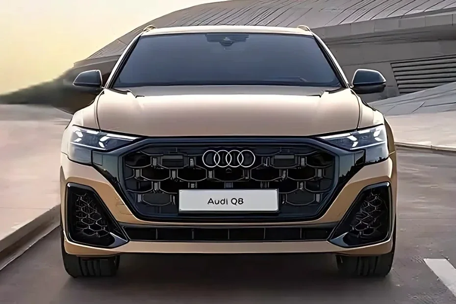 Audi Q8-1