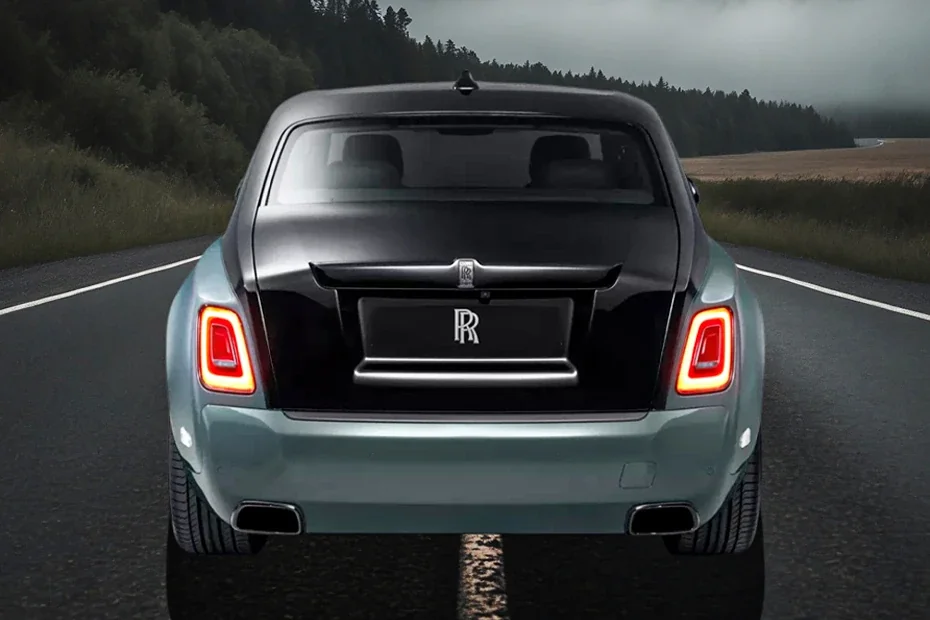 Rolls-Royce Phantom Series II Image Gallery-3