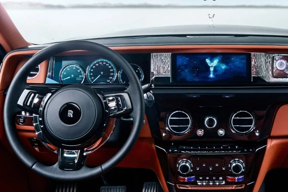 Rolls-Royce Phantom Series II Image Gallery-4