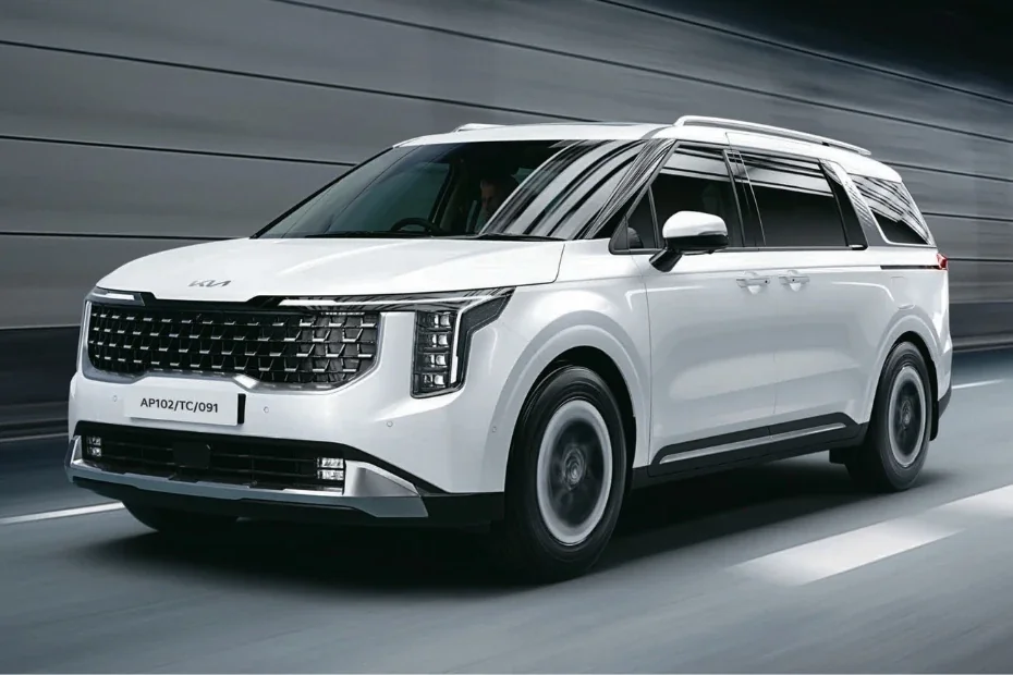 KIA Carnival Prestige 6 Seater Diesel Image Gallery-1