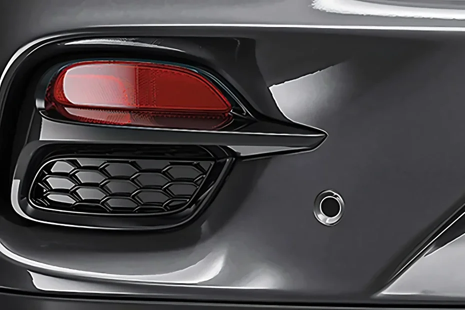 MG Astor 100 YEAR EDITION CVT Image Gallery-7