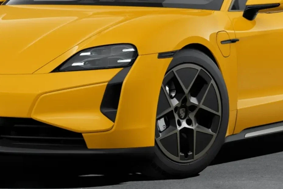 Porsche Taycan GTS Image Gallery-7