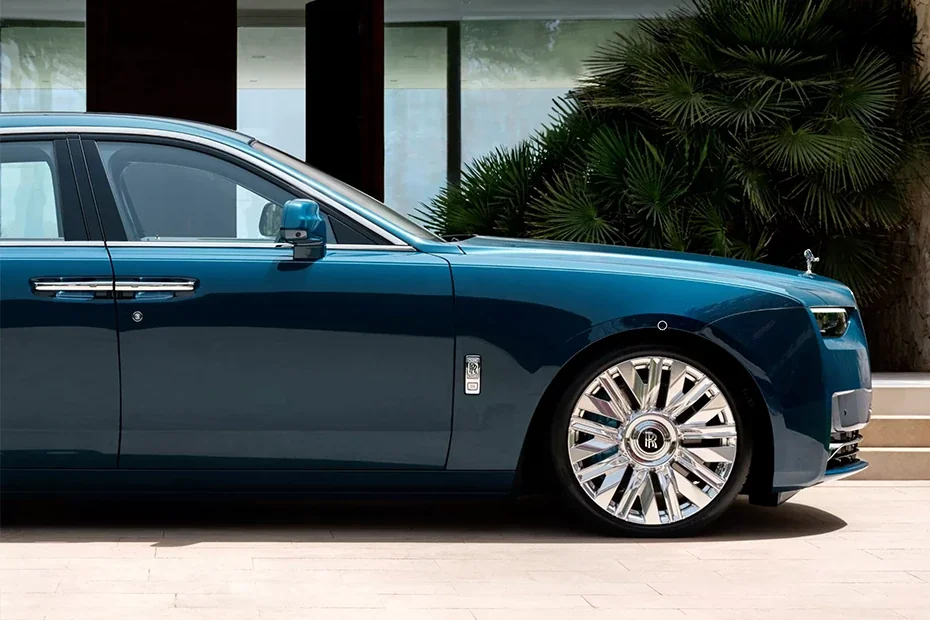 Rolls-Royce Ghost Series II  Image Gallery-5