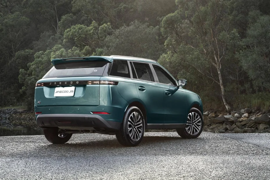 JSW Motors Jaecoo J5  Image Gallery-3