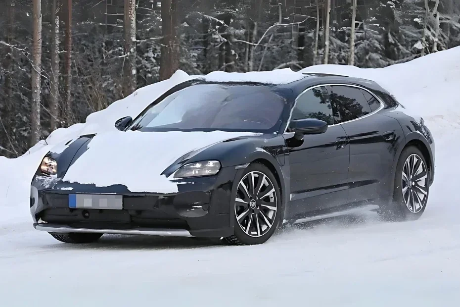 Porsche Taycan Cross Turismo Facelift-1