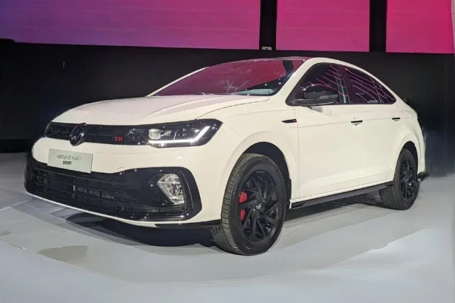 Volkswagen Virtus GT Plus Sport-1