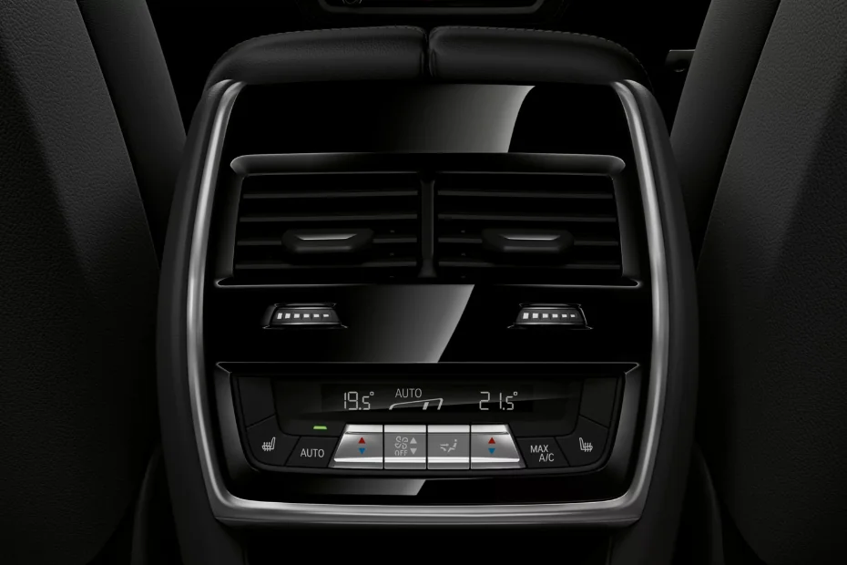 BMW X6  Image Gallery-4