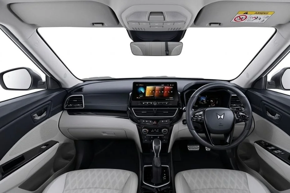 Mahindra XUV 3XO MX Edge CNG Mahindra XUV 3XO MX Edge CNG