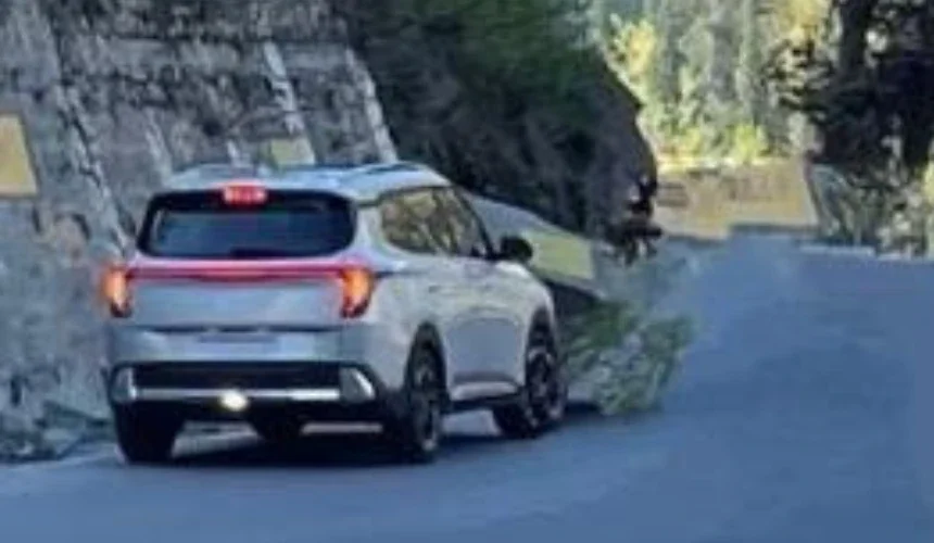 2025 Kia Carens Spied Without Covers - Shows Rear, Side Design