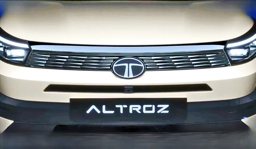2025 Tata Altroz Facelift Revealing Today - Top Features and Changes