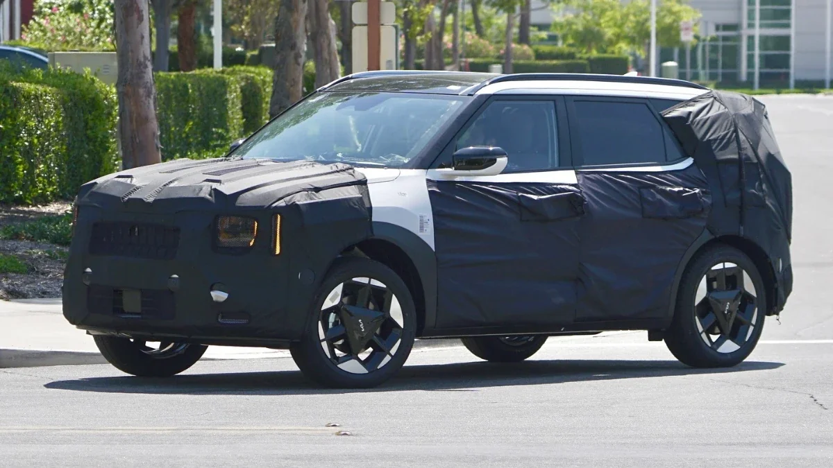 New-Gen Kia Seltos Looks Bigger and More Muscular in Latest Spy Image