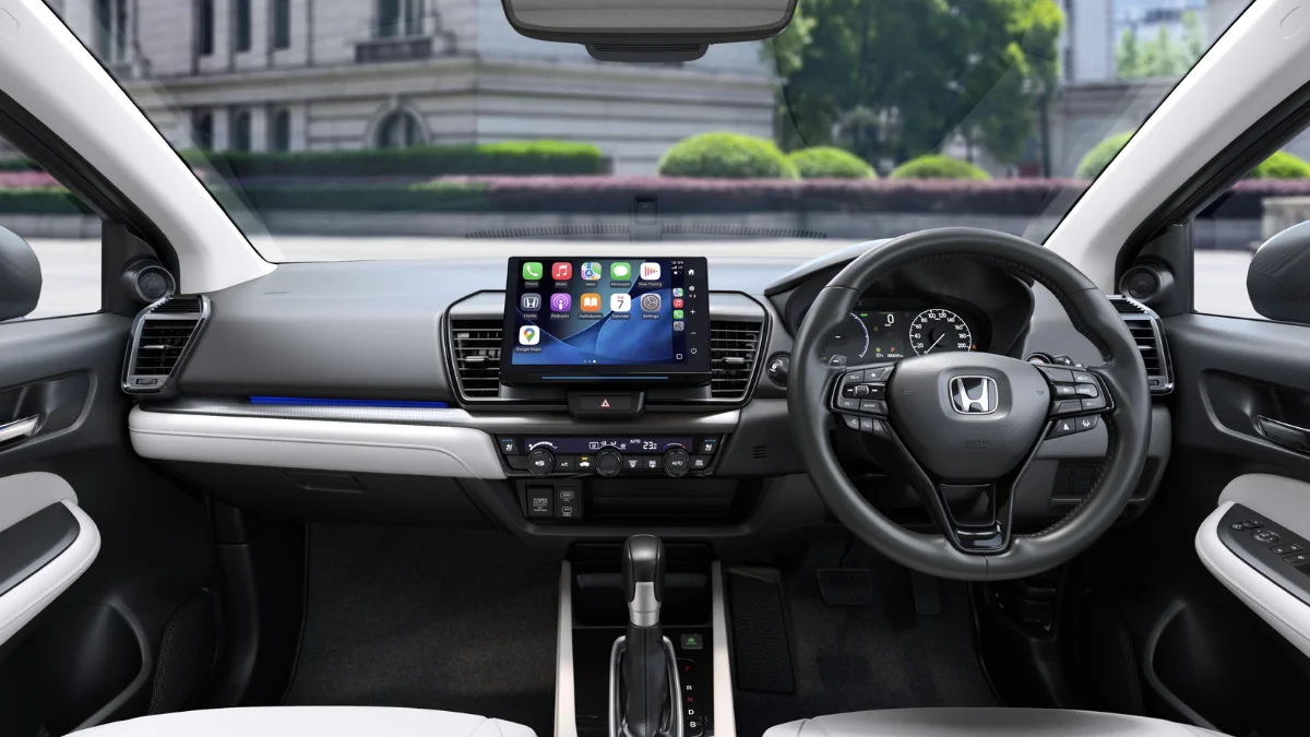 Honda City facelift interior