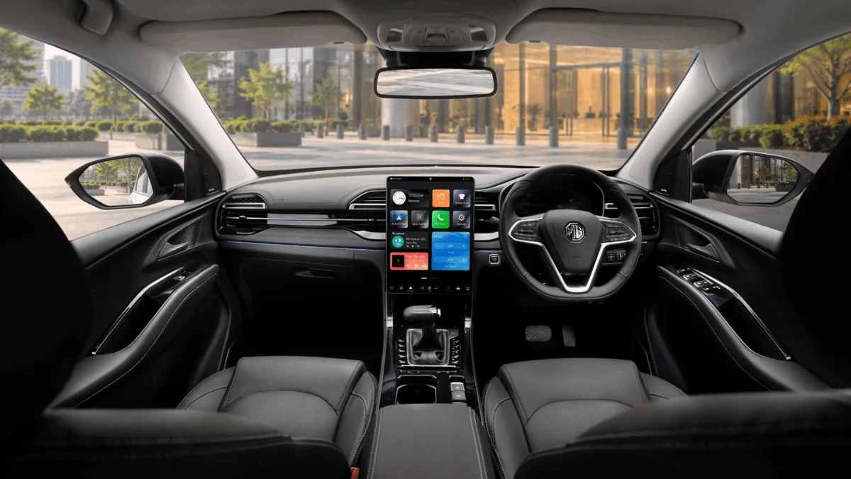 MG Hector BLACKSTORM Interior