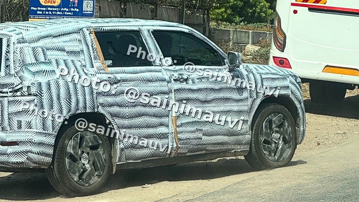 new maruti ymc 7 seater spied