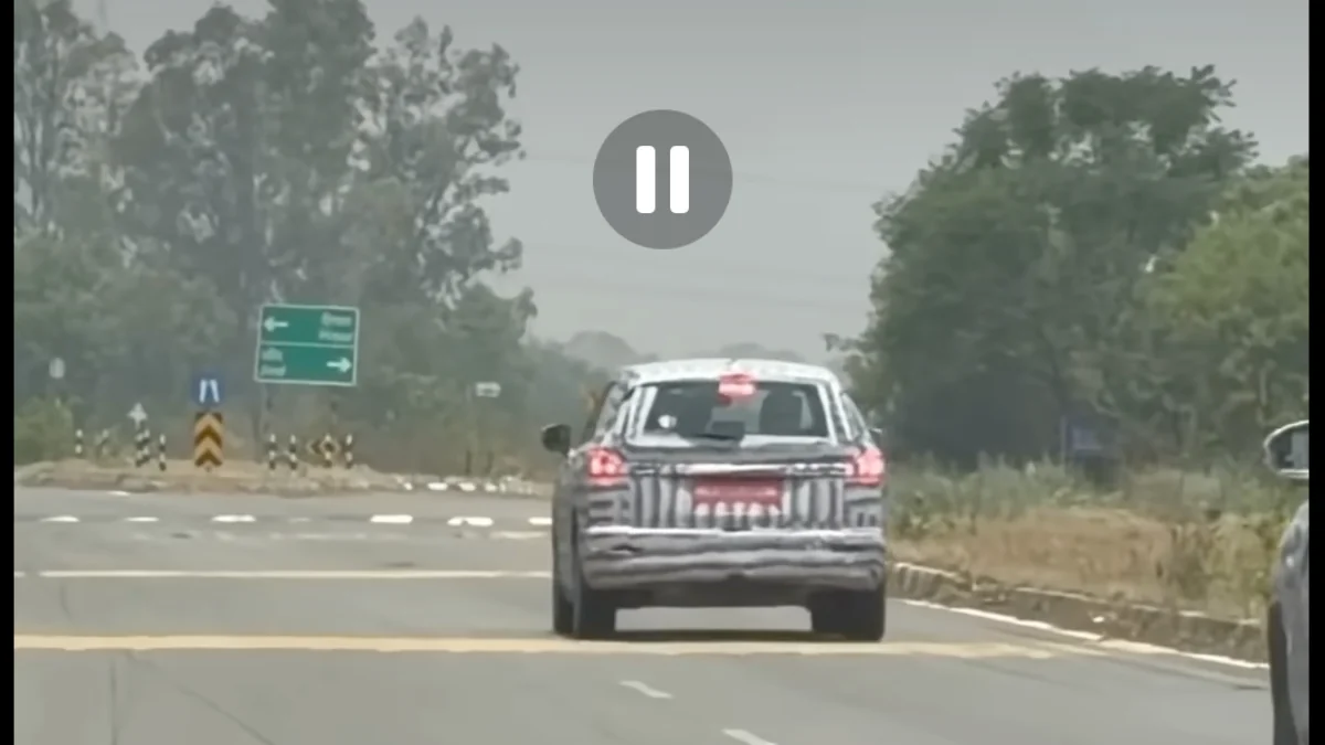 Maruti electric MPV spotted