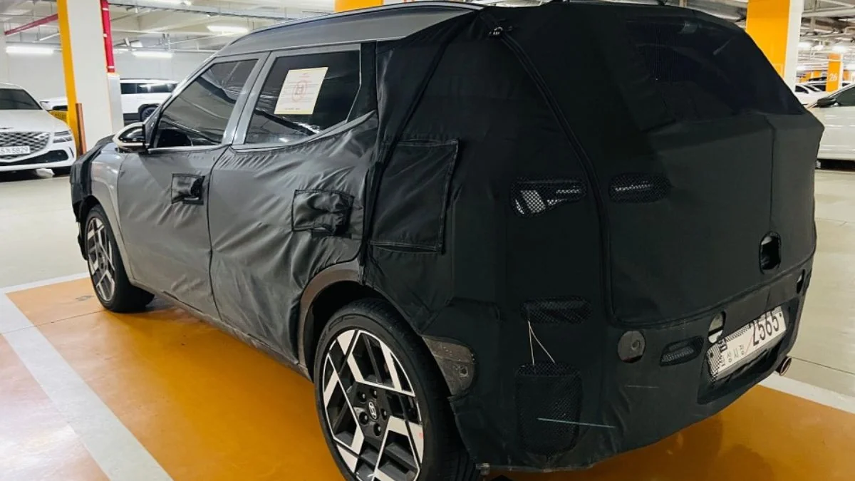 Next-gen Hyundai Bayon Rear Spied