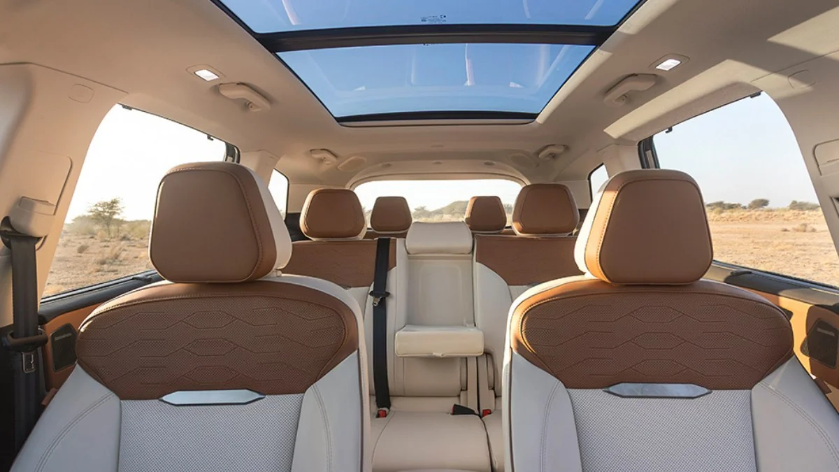 XUV 7XO Diesel Interior