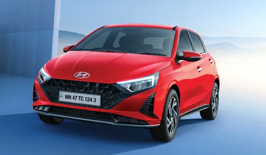2025 Hyundai i20 Launched - Gets New Magna Variant at Rs 7.51 lakh