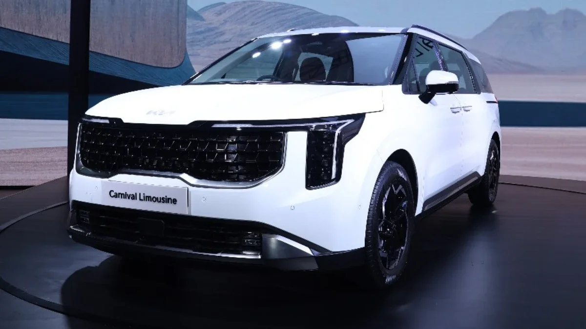 Kia Carnival Gets Biggest GST 2.0 Cut - Model-Wise Benefits Revealed