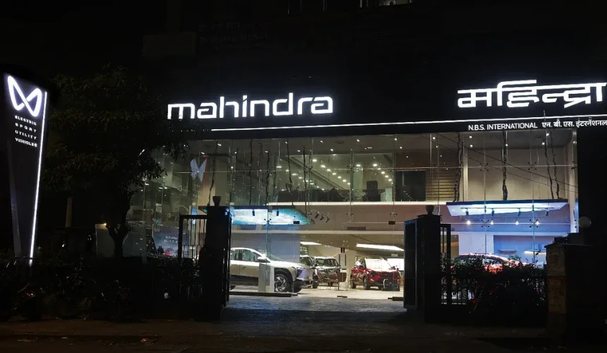 Mahindra’s Next-Gen Sales and Service Experience: ICE & EV Integration Underway