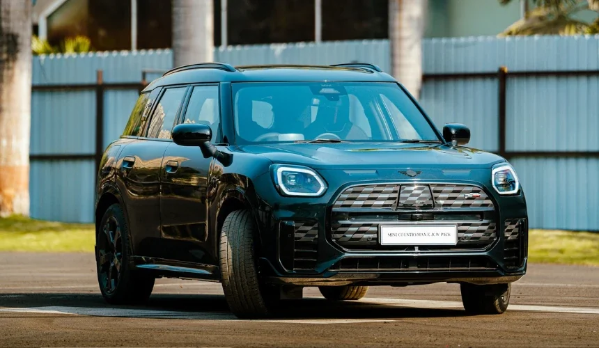MINI Countryman Electric JCW Pack Launch Price Rs 62 Lakh - Only 20 Units