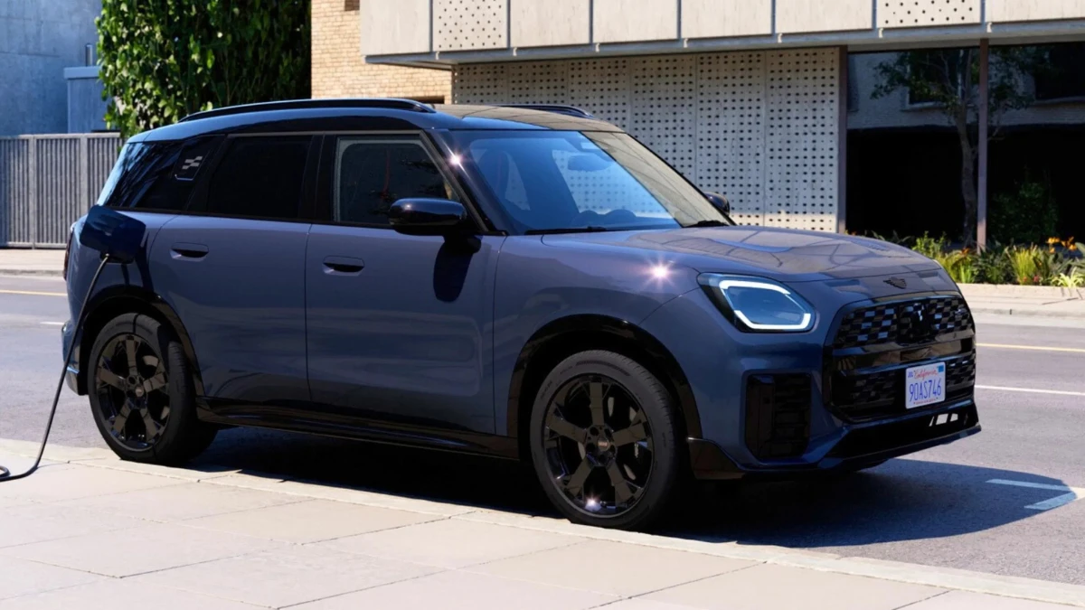 Mini Countryman SE All4 EV - Top Features, Battery Specs and Price