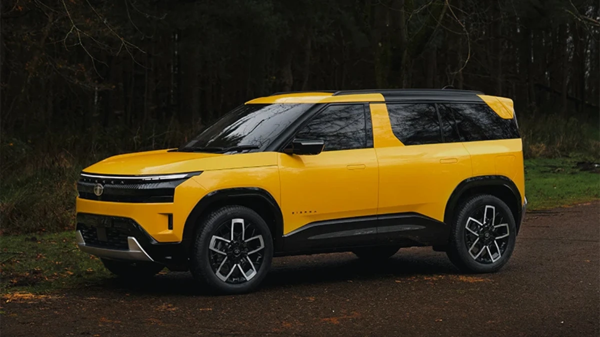 Tata Sierra 2025 Interior Details - Triple Screen Setup, High-End Features