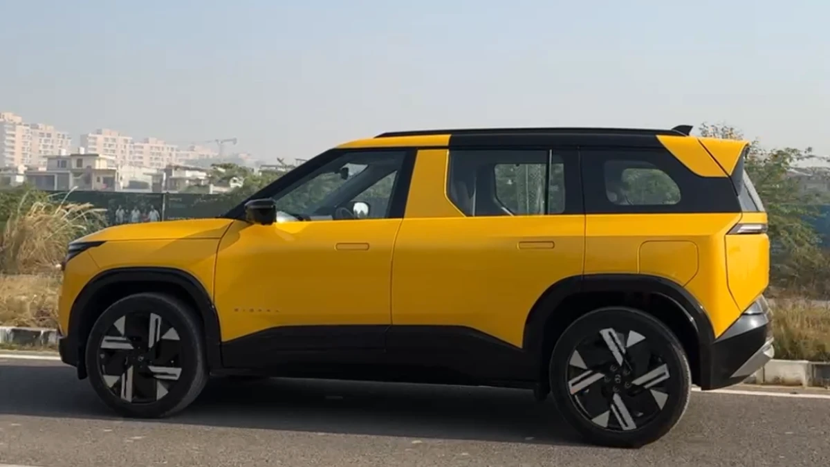 2025 Tata Sierra Review - The Good, The Bad and The New Petrol Engine