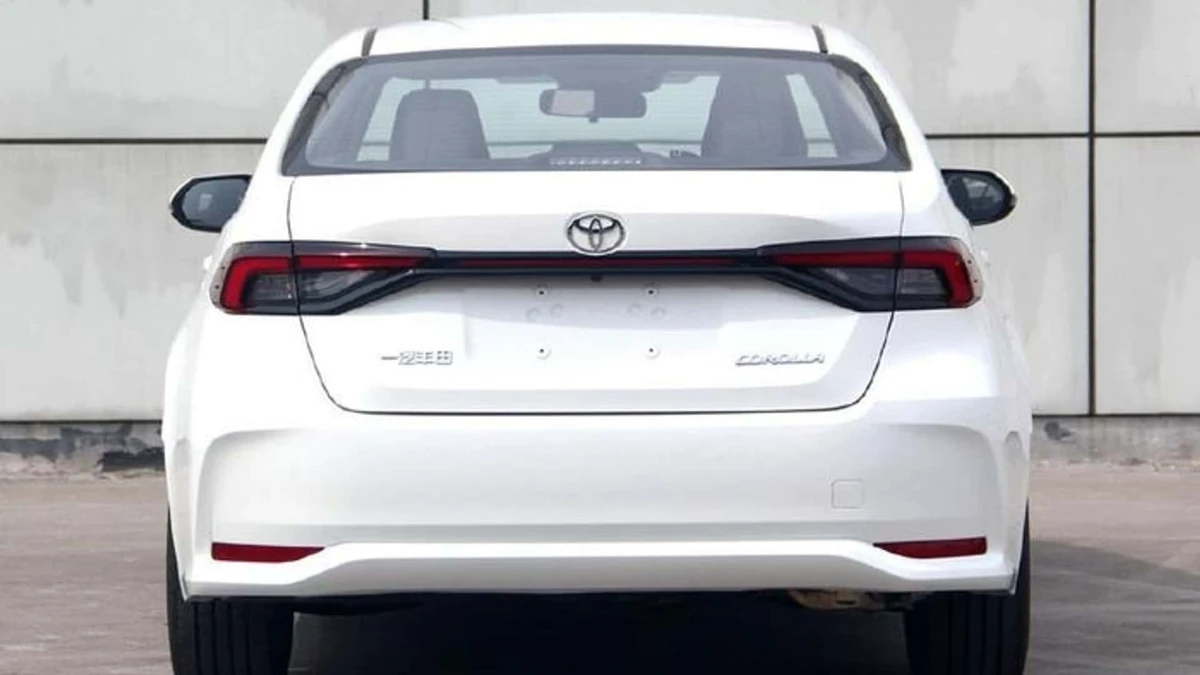 2026 toyota corolla facelift sedan images