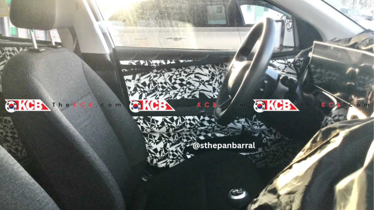 Next-gen Hyundai i20 Interior Spied