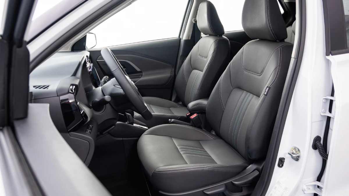 Nissan kait Interior