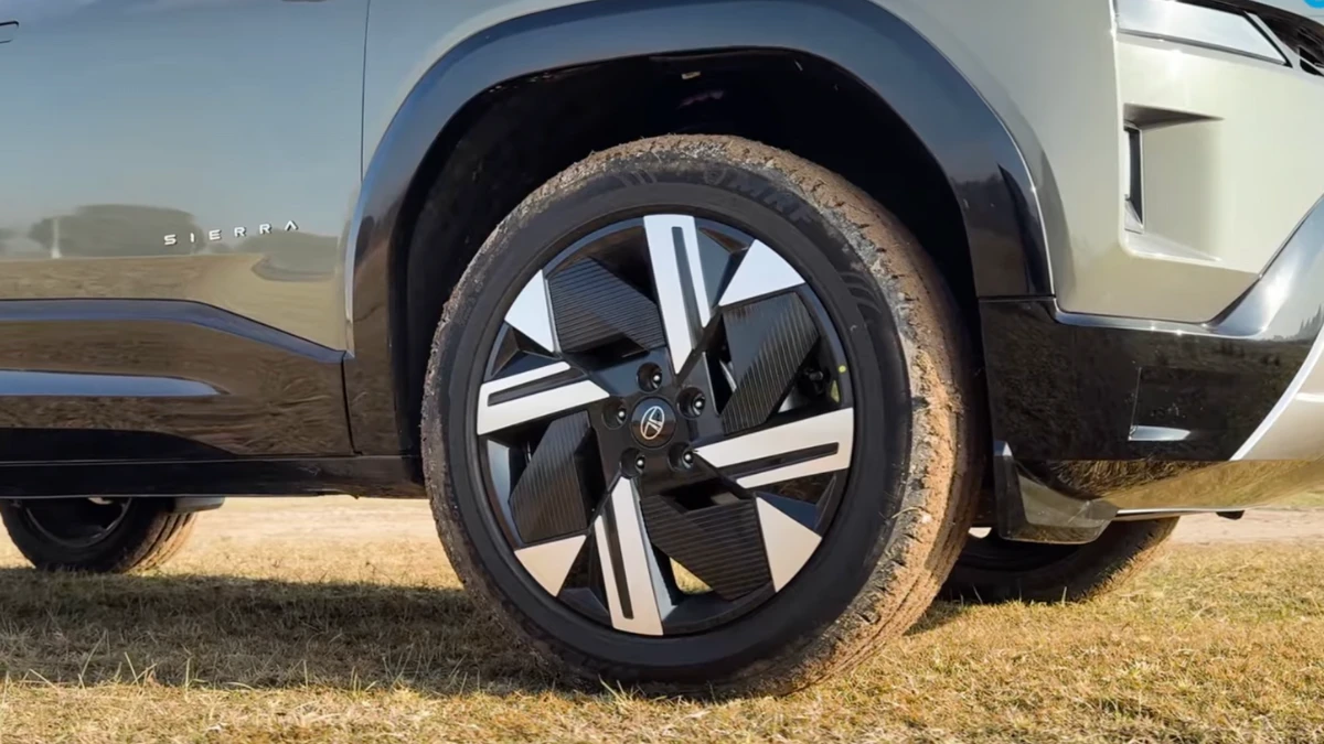 Tata Sierra 19-inch wheels