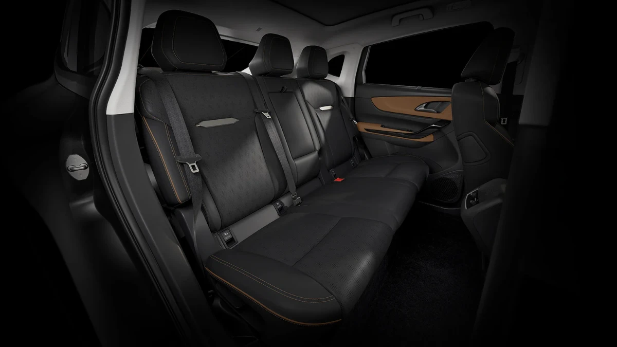 XEV 9e Cineluxe Rear seats